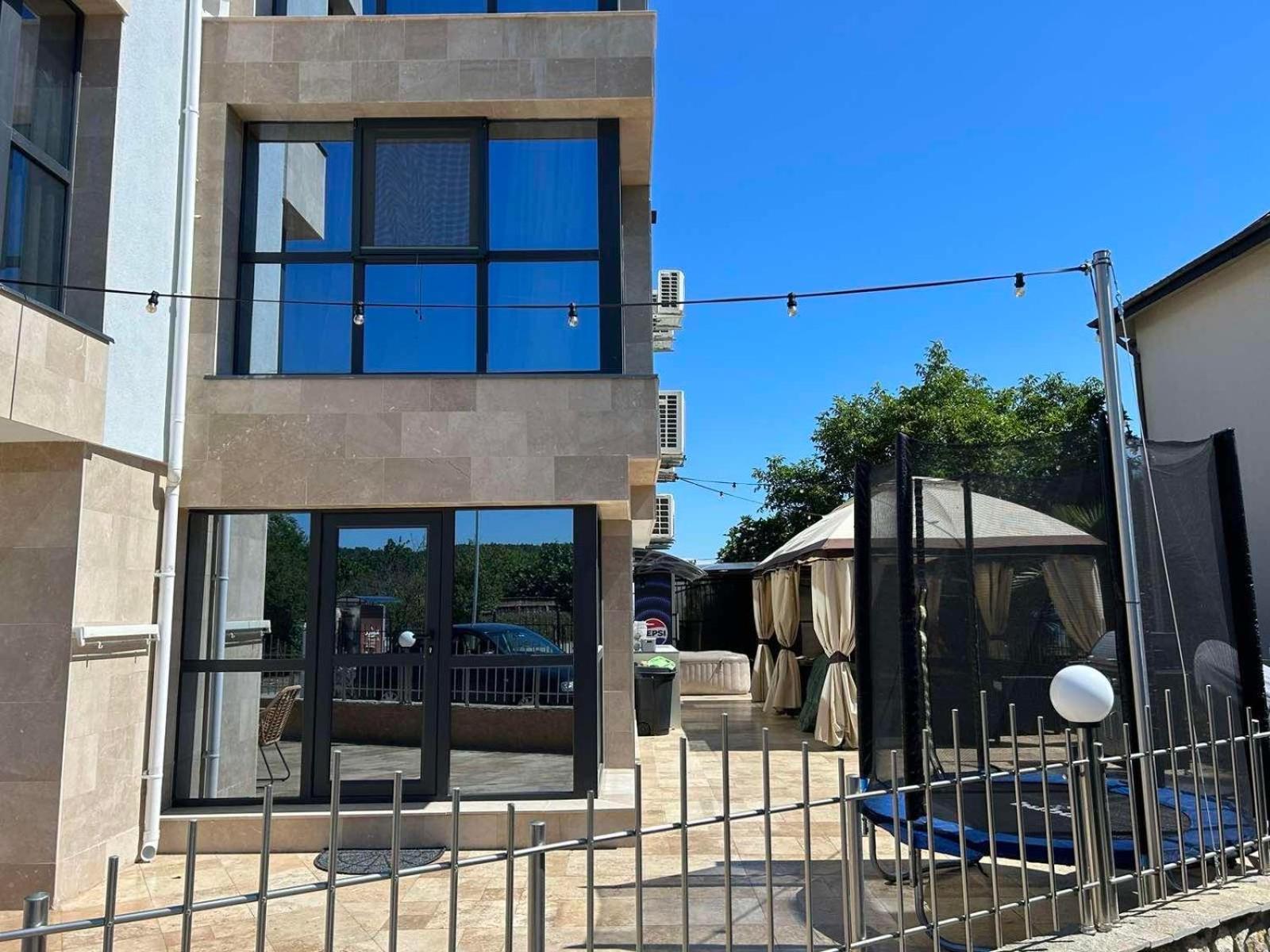 Ivon Apartments Созопол Екстериор снимка